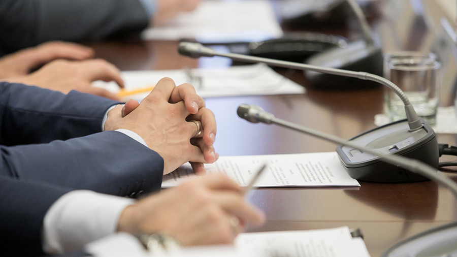 选择搬迁时的政治考虑：泰国与越南