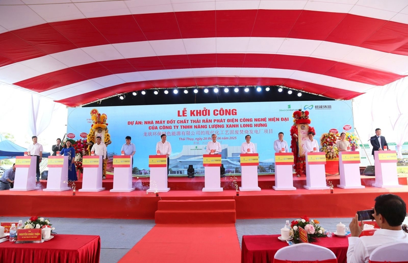 建造三个主要项目在新建立的洪日元省开始