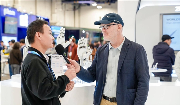 CES 2026 机器人板块聚焦具身智能，国产灵巧手 ZWHAND 技术突破成焦点(图4)