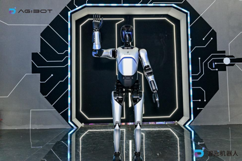 机器人跨界艺术与运动！智元AGIBOT让“人机共生”照进现实(图2)