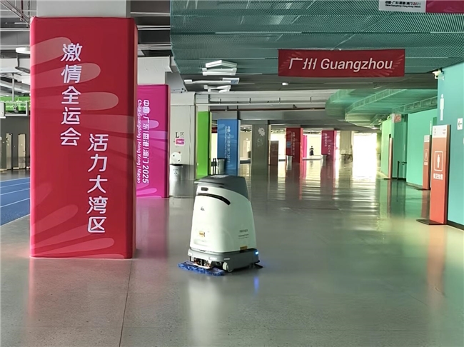 科技护航全运会：智行者无人驾驶清洁车助力粤港澳全运会场馆智能化运维(图1)