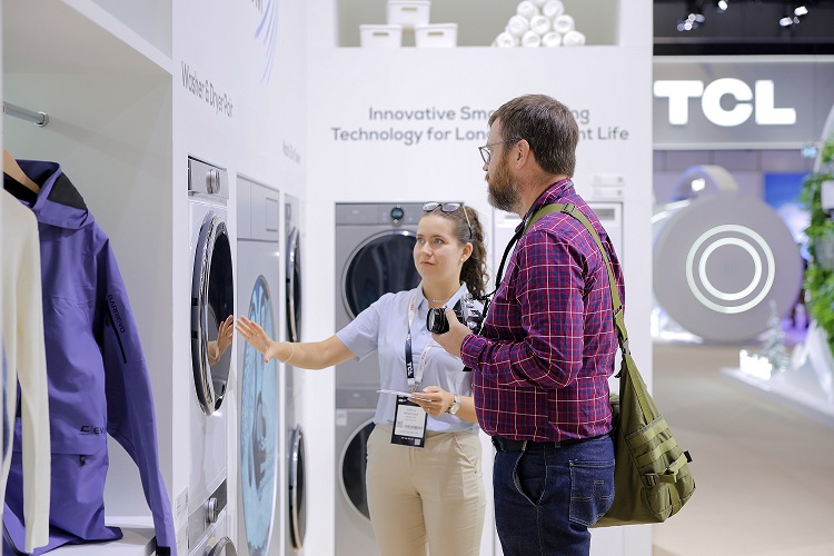 TCL实业IFA 2025：奥运级科技重磅亮相，TCL NXTHOME™重塑未来“生活艺术家”(图5)