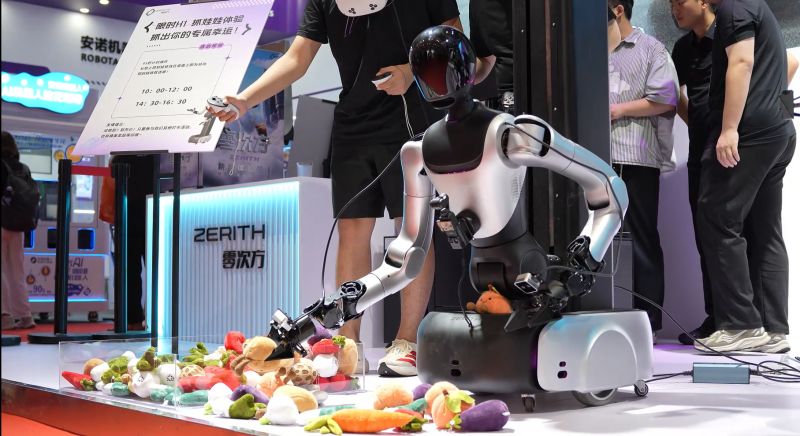 零次方将场景带到WRC现场,彰显具身智能技术极限与产品极致稳定(图3) 零次方将场景带到WRC现场,彰显具身智能技术极限与产品极致稳定(图3)