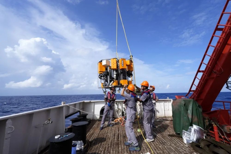 我国科研人员在南海北部成功开展“无人集群”科考试验(图3)