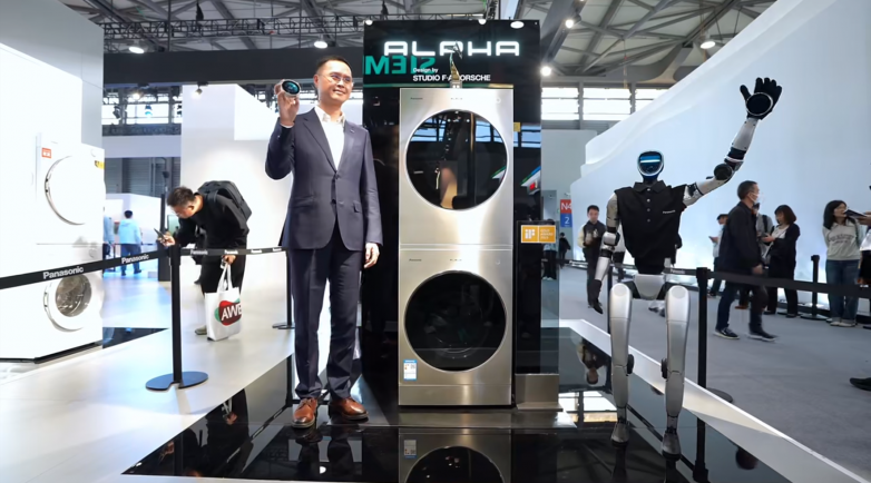 洗护行业被机器人撞了一下腰！这样的科技cp你见过吗？(图4)