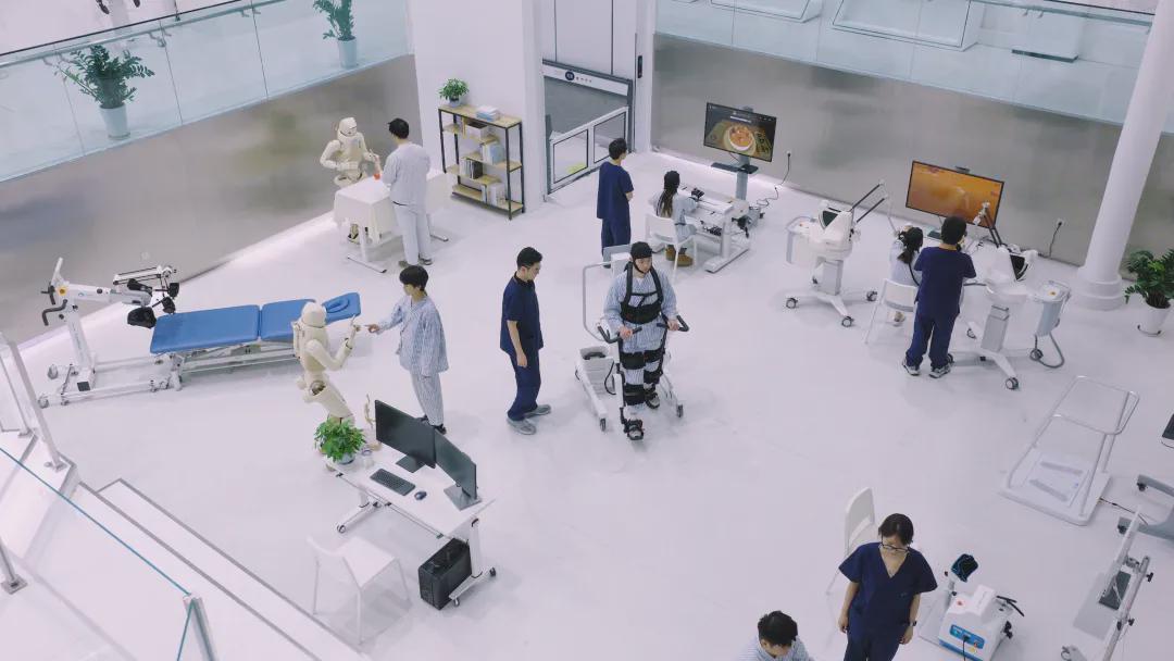 傅利叶第二届具身智能生态峰会成功举办 脑机具身智能康复港发布(图3)