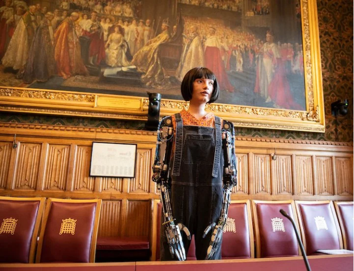 人形机器人中出了个艺术家?(图10) 人形机器人中出了个艺术家?(图10)