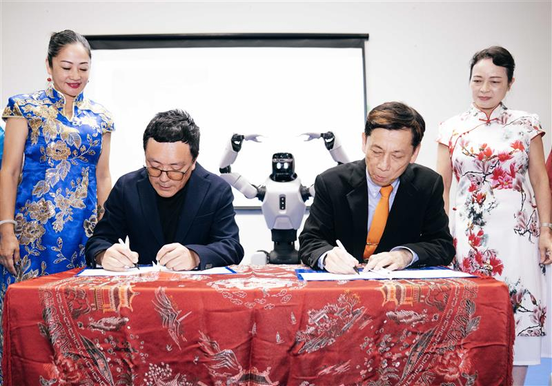 法拉第未来向 NS Federation 交付 Master 和 Aegis 机器人，扩大人工智能部署