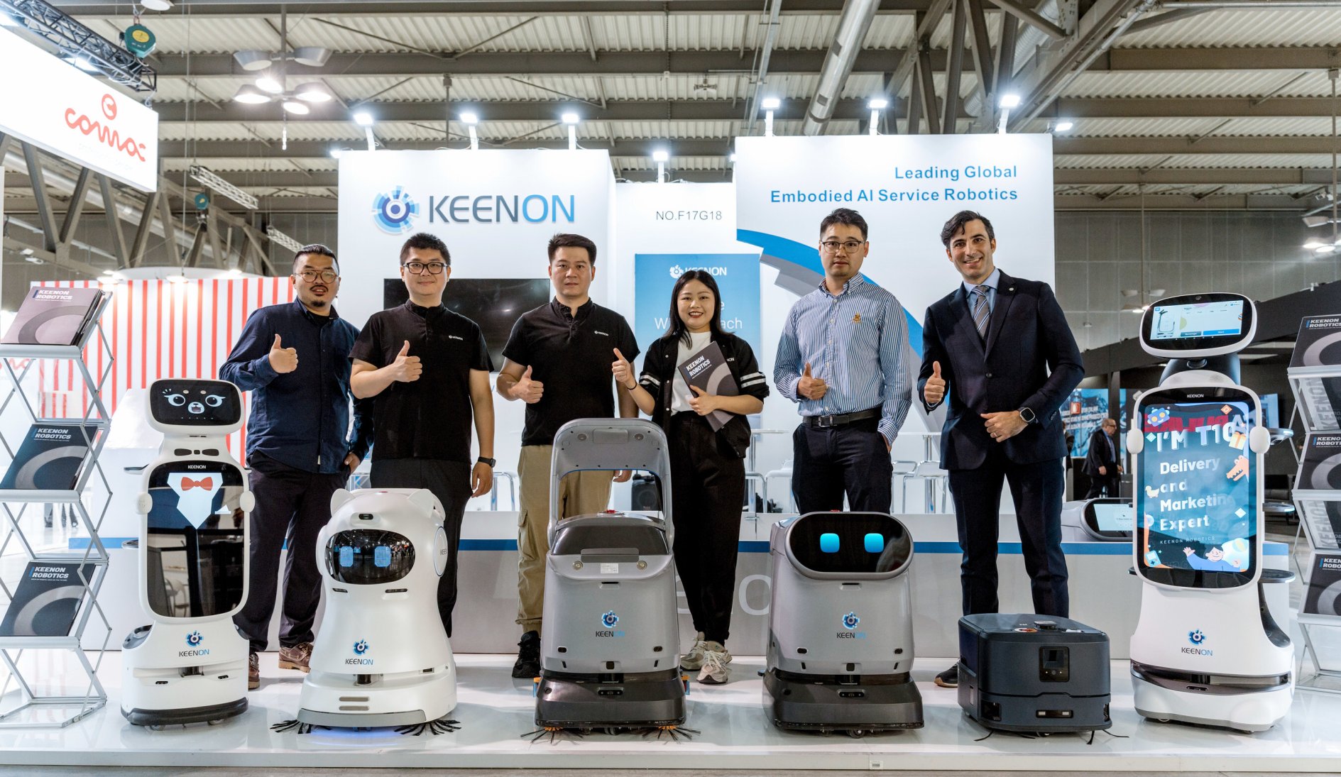 擎朗机器人在米兰 ISSA PULIRE 2025 上推出下一代 KLEENBOT 产品阵容