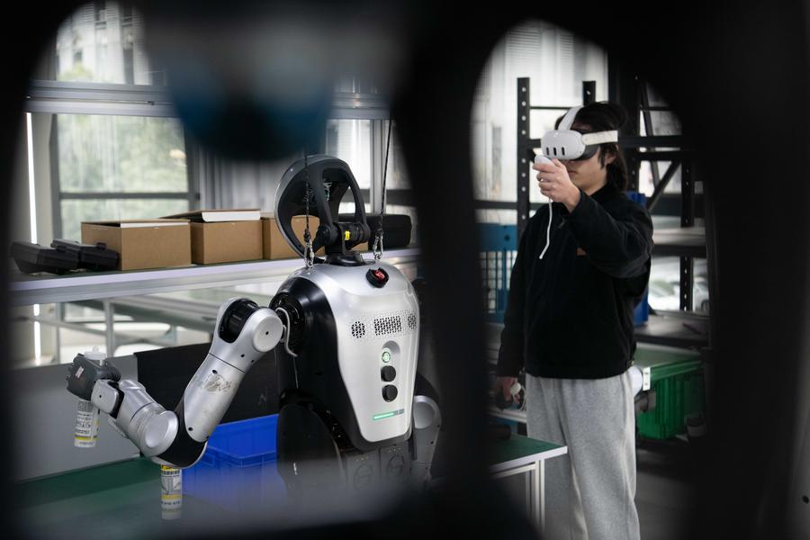 中国服务机器人助力沙特医院和全球发展合作