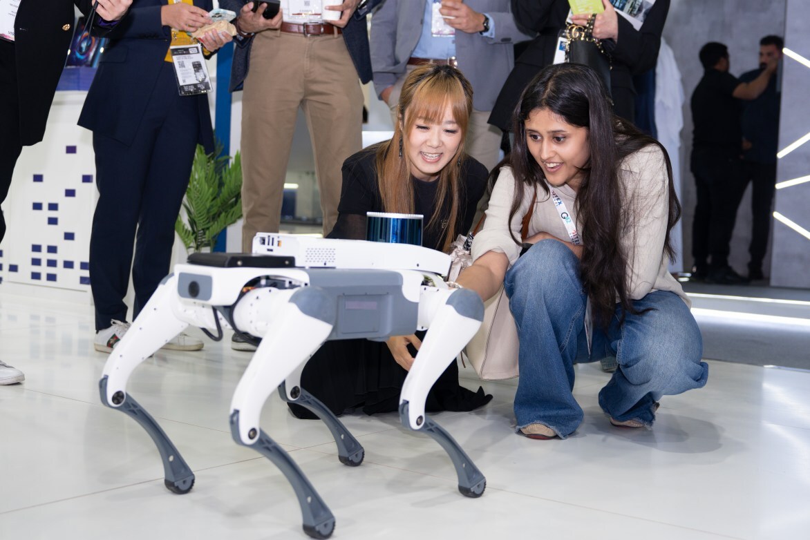 中国电信在迪拜 GITEX Global 2025 展示智能连接和数字创新