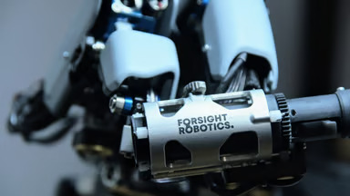 ForSight Robotics 为人类患者完成了世界首例完全机器人辅助的白内障手术