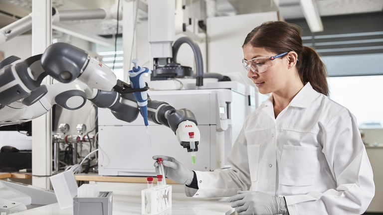 ABB 与 Pulmuone 合作，利用机器人彻底改变实验室种植的食品生产