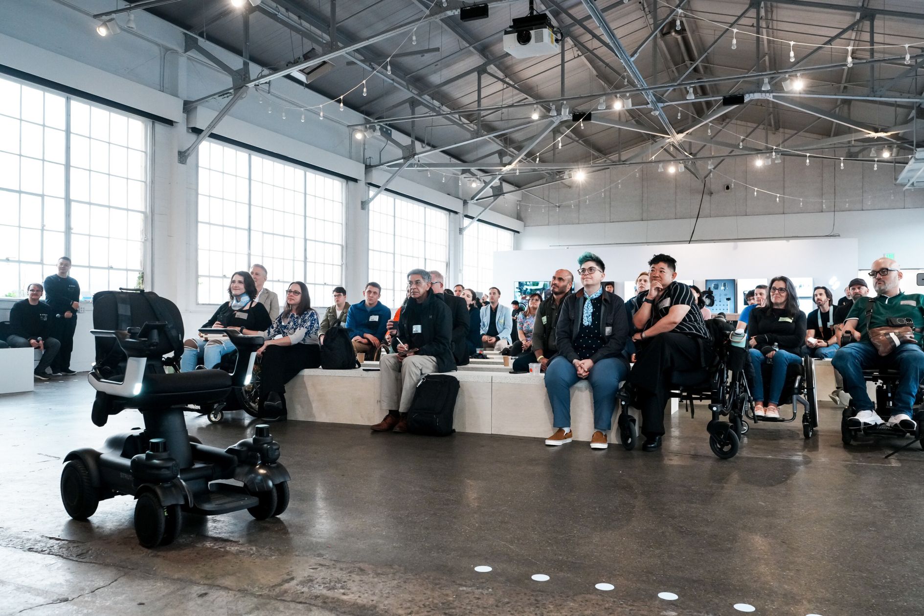 Strutt 举办独家 Strutt Day 展示会，揭示突破性个人移动车辆 ev 背后的愿景和技术