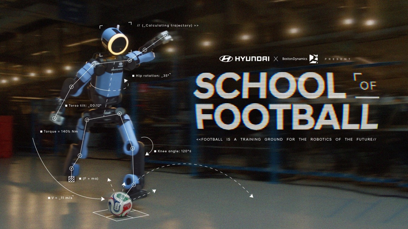 现代汽车发起“足球学校”活动,Atlas 机器人通过人类创造力和情感学习足球