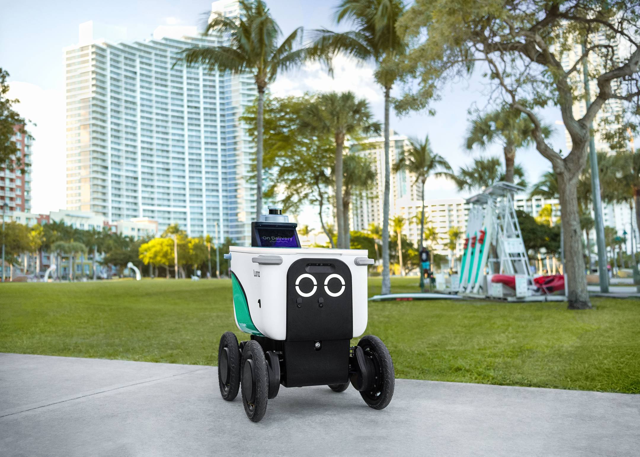 Serve Robotics 扩展到迈阿密，为 Shake Shack 和 Mister O1 带来自动送货服务