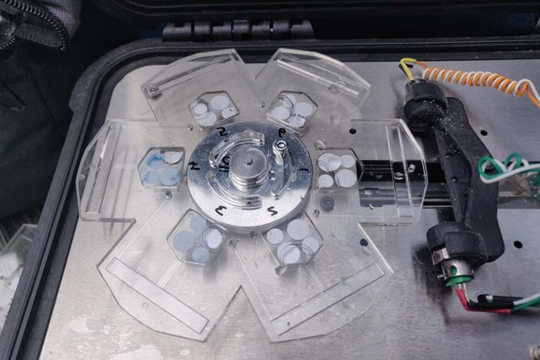 利用智能技术预测水质变化趋势