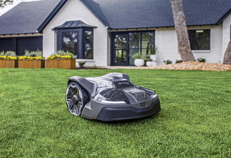 Husqvarna四款机器人割草机获美国FCC有条件批准