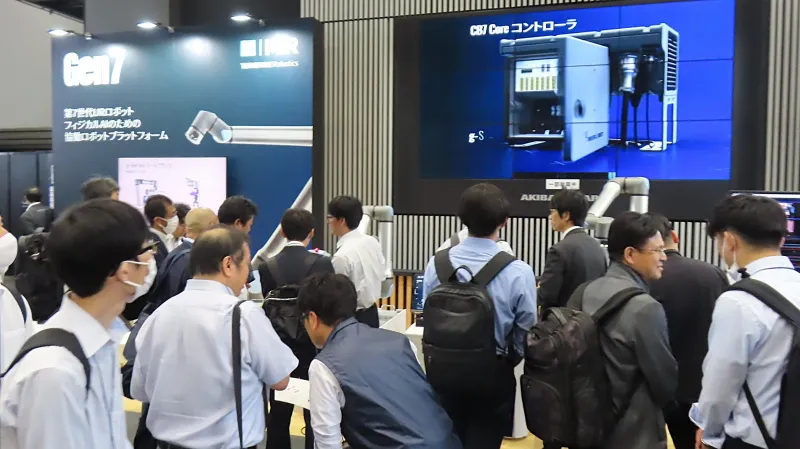 UR日本首展Gen 7协作机器人平台，聚焦物理AI应用