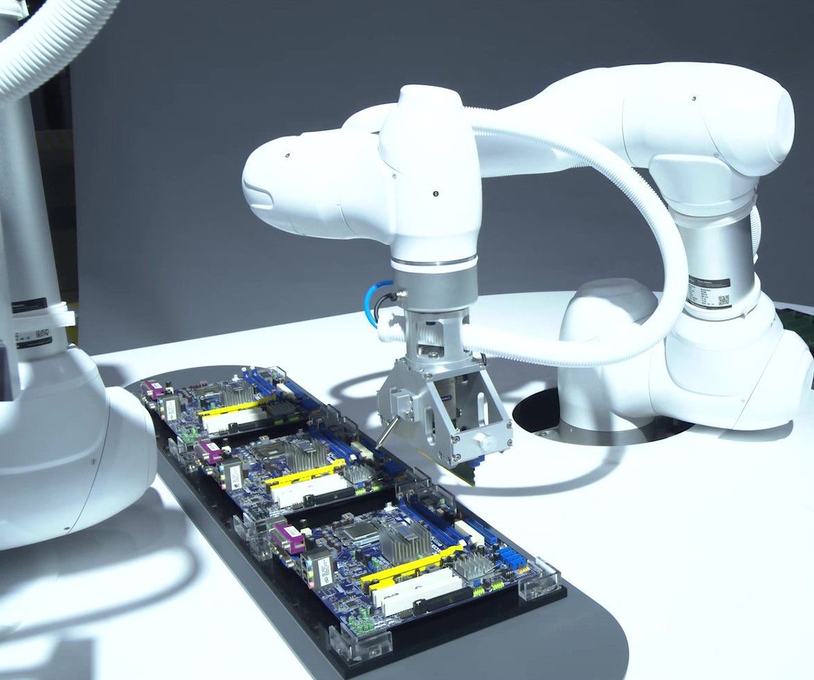 关节型机器人 COBOT DOOSAN 协同操作 多功能 安全