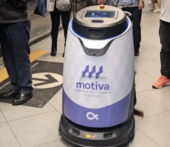 Gausium Omnie Commercial Cleaning Robot product view 30