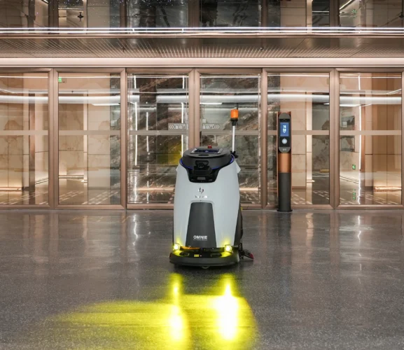 Gausium Omnie Commercial Cleaning Robot product view 31