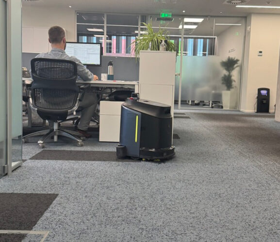 Gausium Phantas Commercial Cleaning Robot product view 43