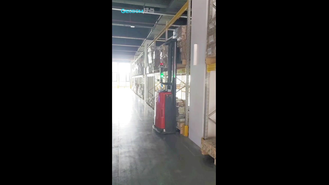 极点智库窄巷道AGV服务图书高位仓储