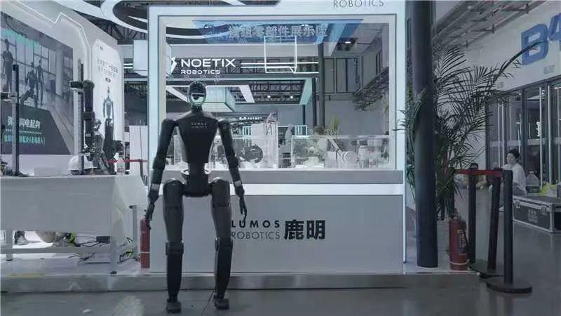 WRC2025 上的“颠覆者样本”：生而成熟的鹿明机器人(图6)