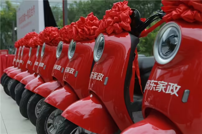 家政服务场景专用,京东定制爱玛电动车首批交付(图1) 家政服务场景专用,京东定制爱玛电动车首批交付(图1)