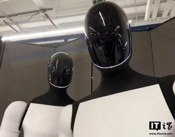 特斯拉起诉前 Optimus 机器人工程师,指控其窃取商业机密 特斯拉起诉前 Optimus 机器人工程师,指控其窃取商业机密(图1)