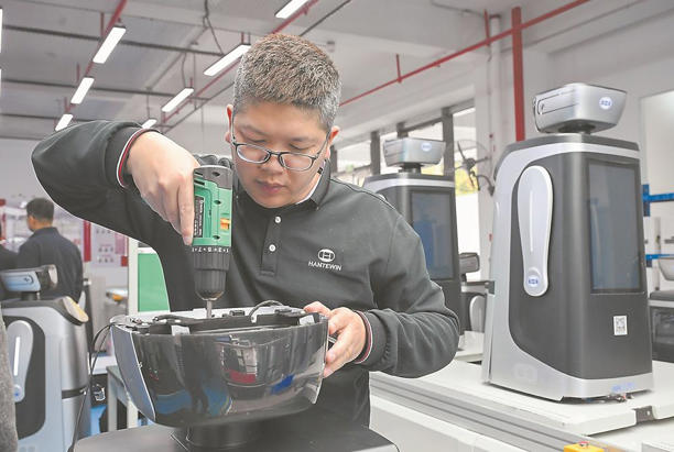 “福州造”智能机器人热销 “福州造”智能机器人热销(图1)