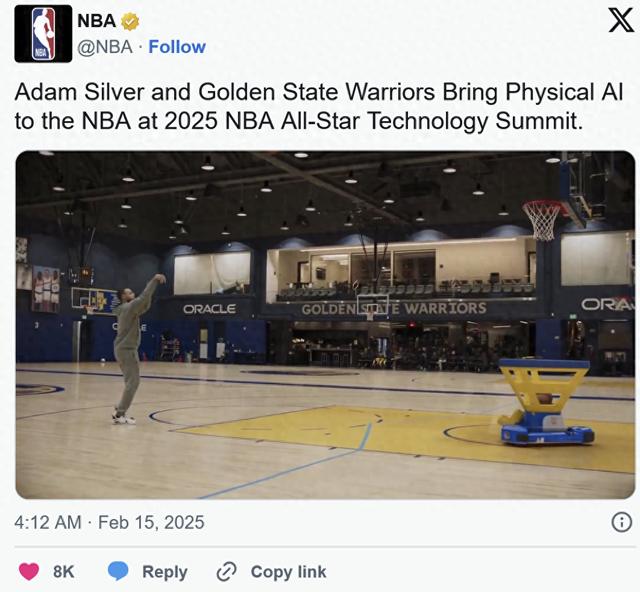 斯蒂芬·库里的新投篮搭档是一台永不疲倦的机器人(图1) 斯蒂芬·库里的新投篮搭档是一台永不疲倦的机器人(图1)