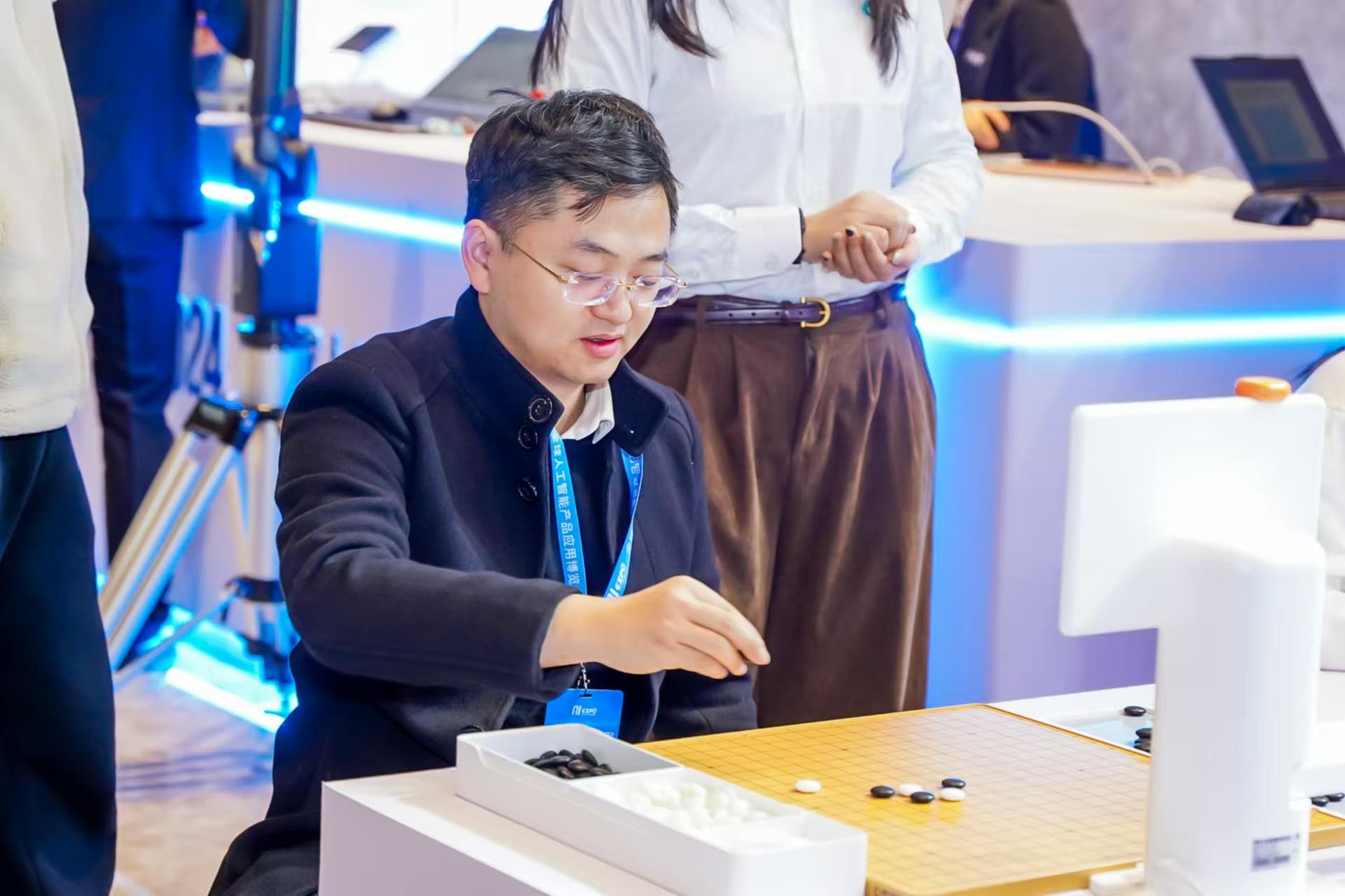 国产AI大模型助力数智化转型(图2)