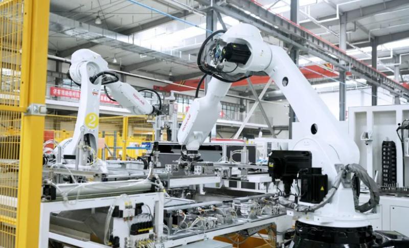 珞石机器人如何助力制造业企业抢抓新春“开门红”？(图1)