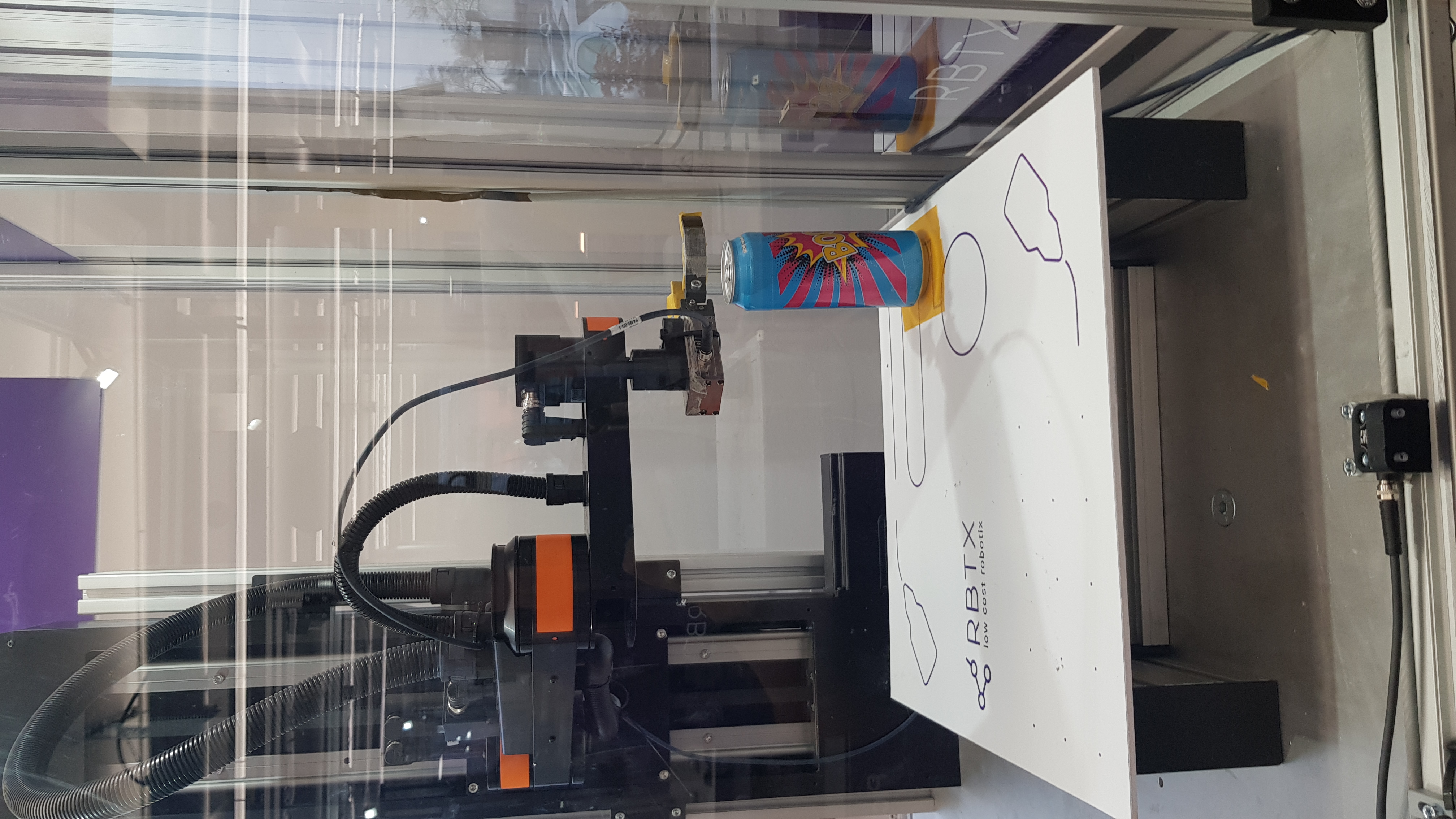 Can handling with SCARA robot