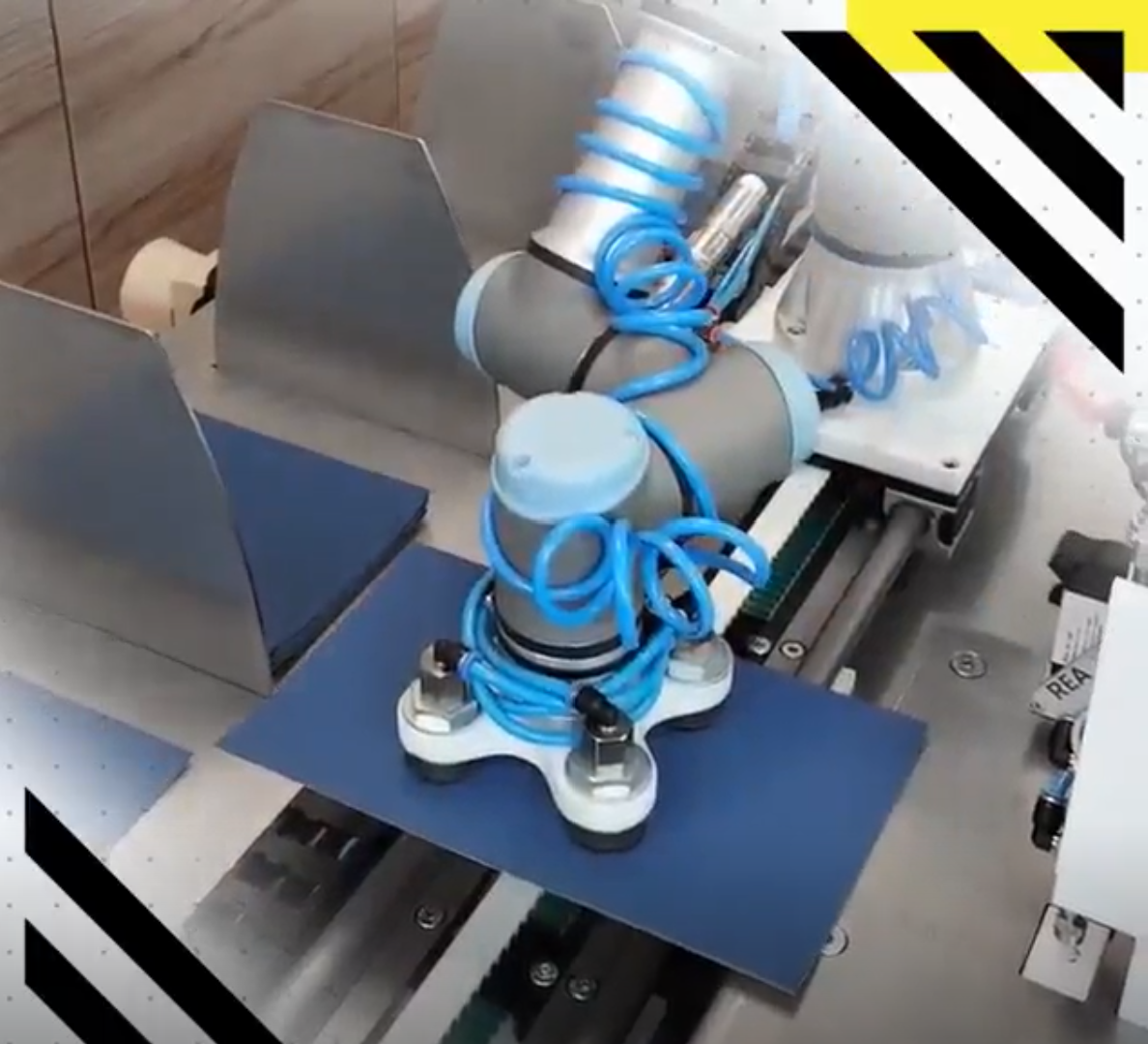 Automated rubber part testing with UR3e on a linear axis
