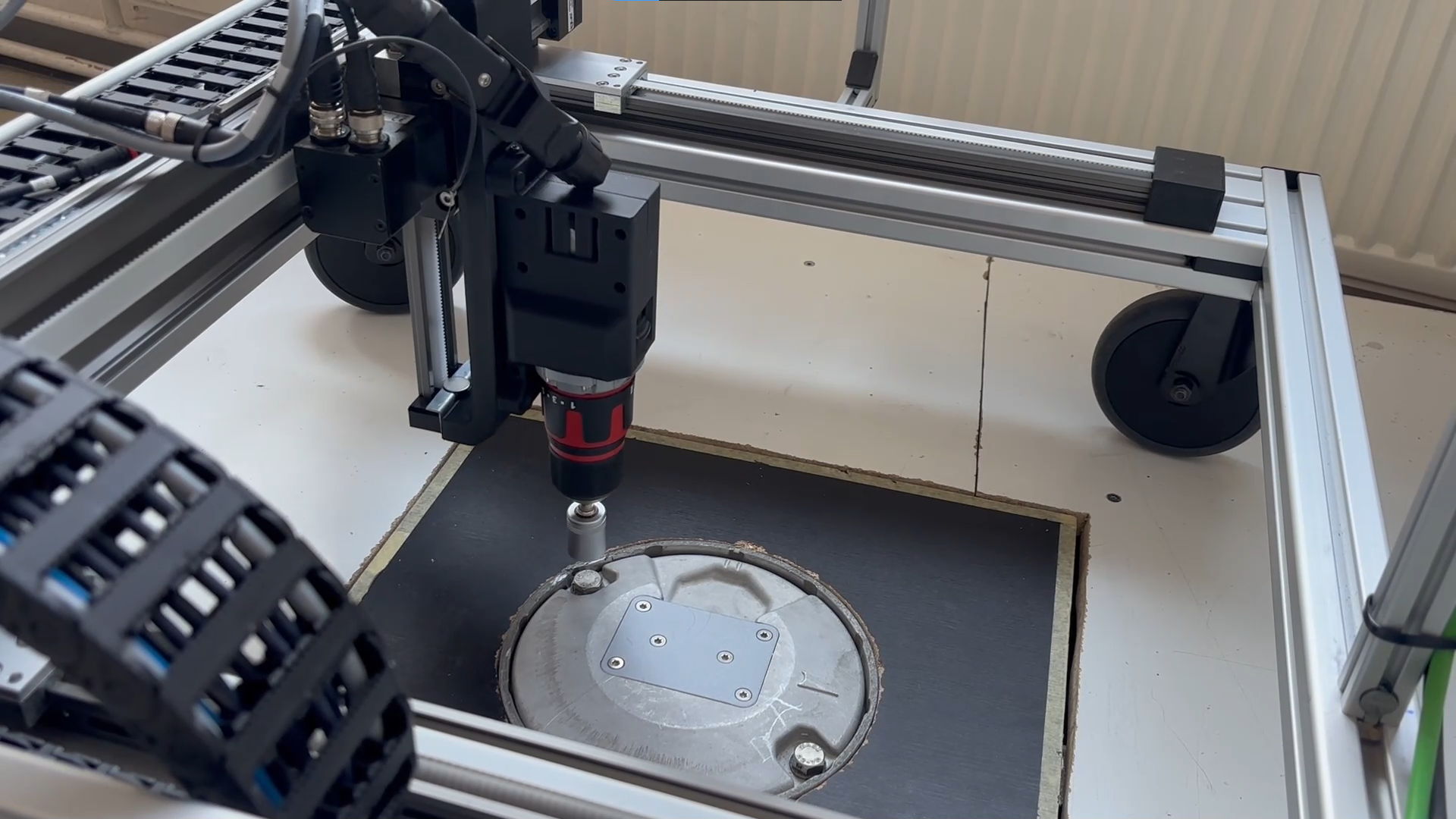 Autonomous screw maintenance for runway lighting with AI and electric vehicle