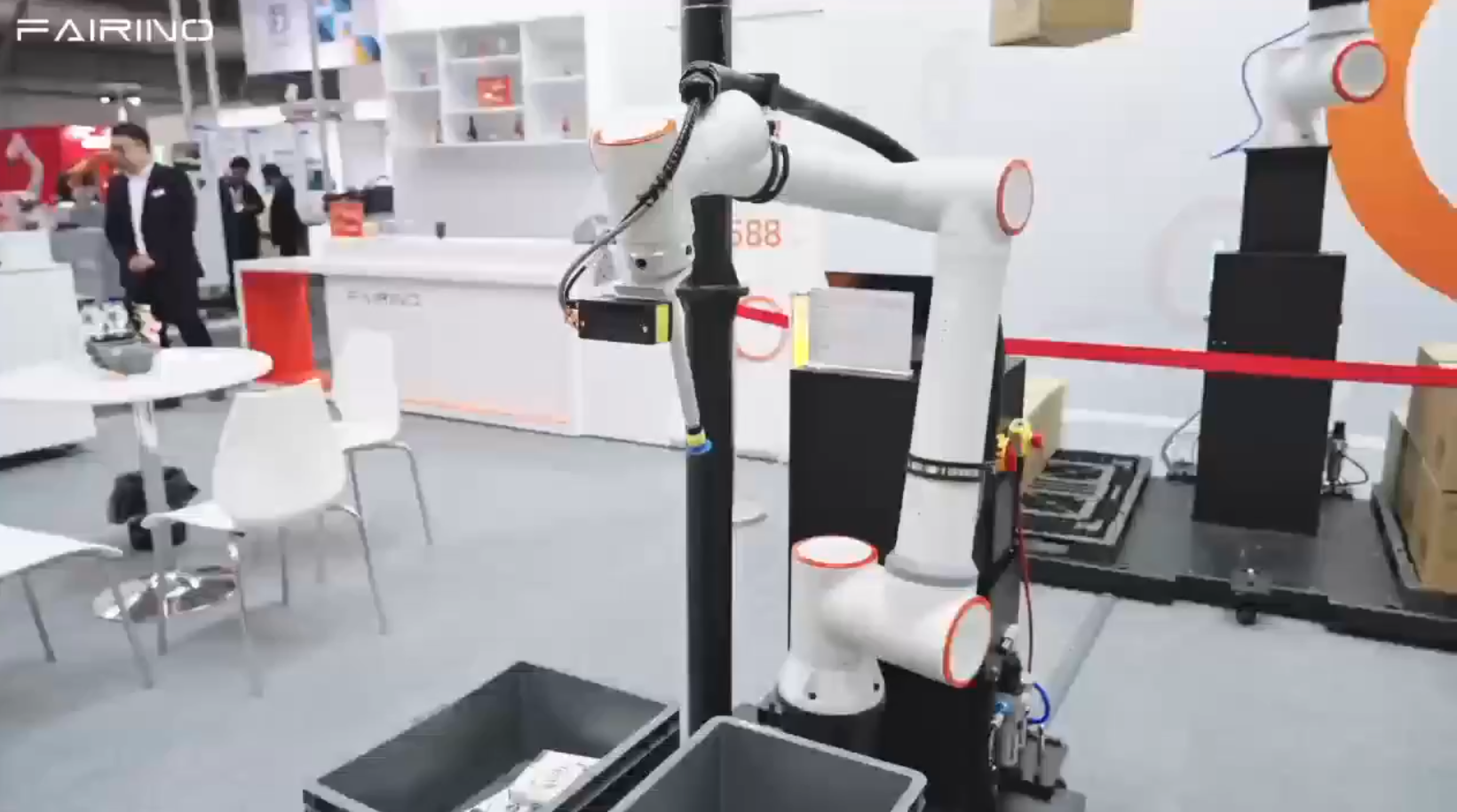 Bin picking with Fairino FR 5 robot