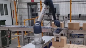包装行业-抓取纸箱_OnRobot抓手