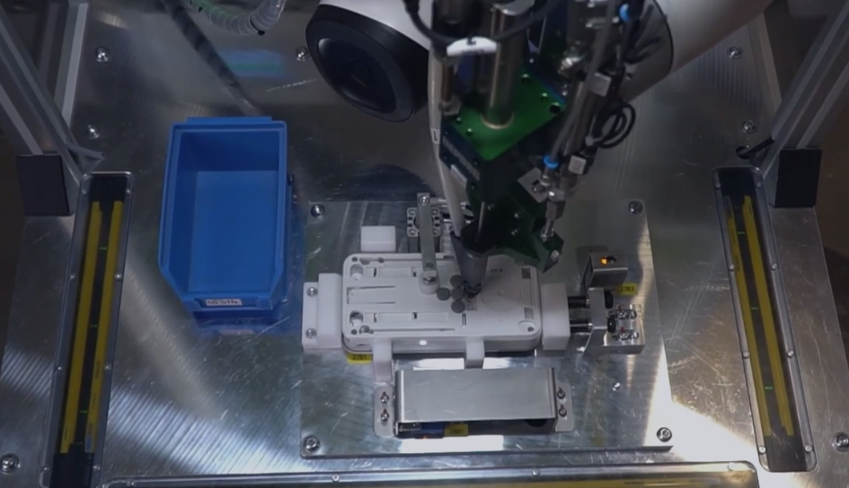 DOBOT CR5 Screw Driving Solution