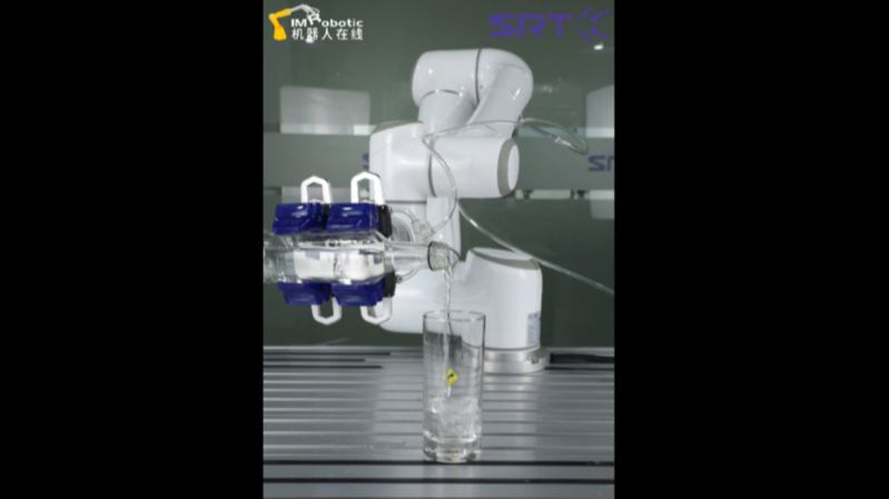 服务&娱乐行业_倒酒_SRT软体机器人
