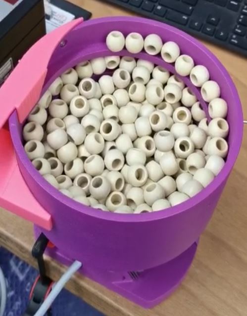 使用RBTX振动碗向机器人喂入零件