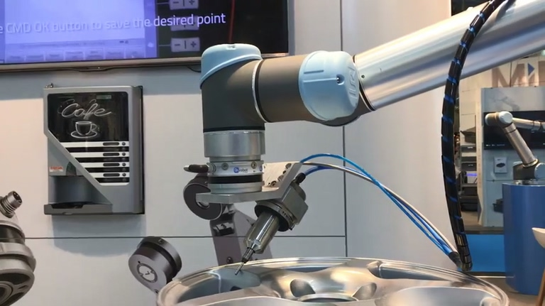 汽车工业_轮辋去毛刺_Onrobot