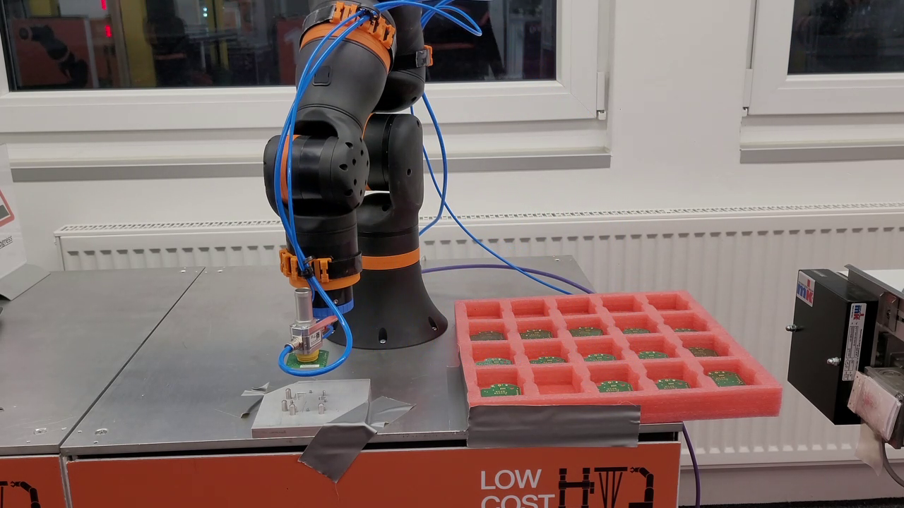 Low cost circuit board handling with igus ReBeL