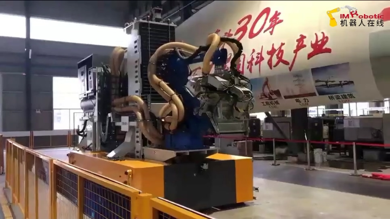 物流交通_打磨_汇聚全向移动机器人