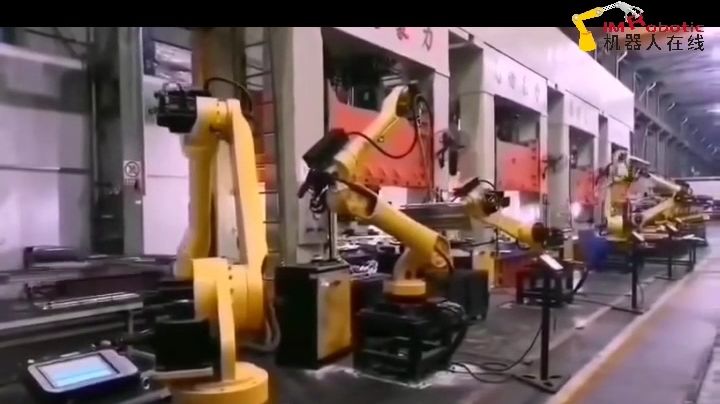 工程机械_码垛_领拓机器人