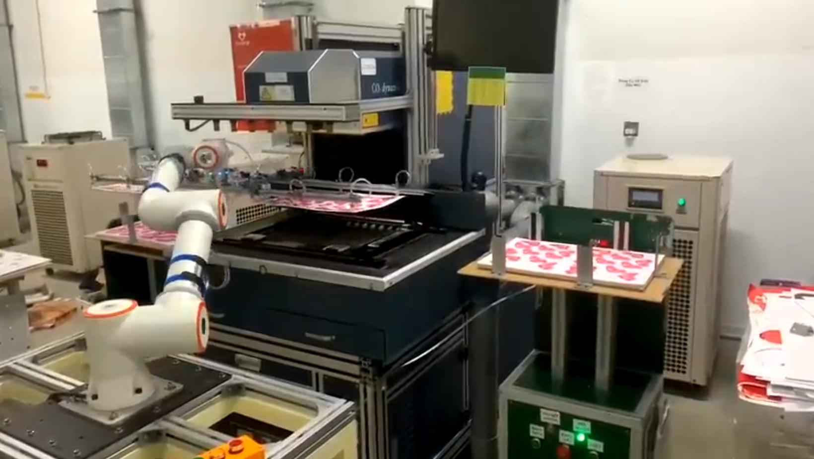 Pick & place of wipes with Fairino FR 5 robot
