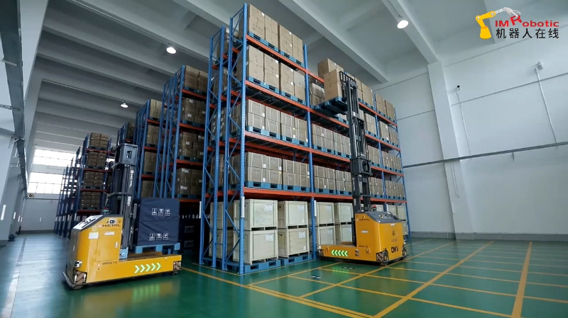 物流交通_物料输送_汇聚前移叉车