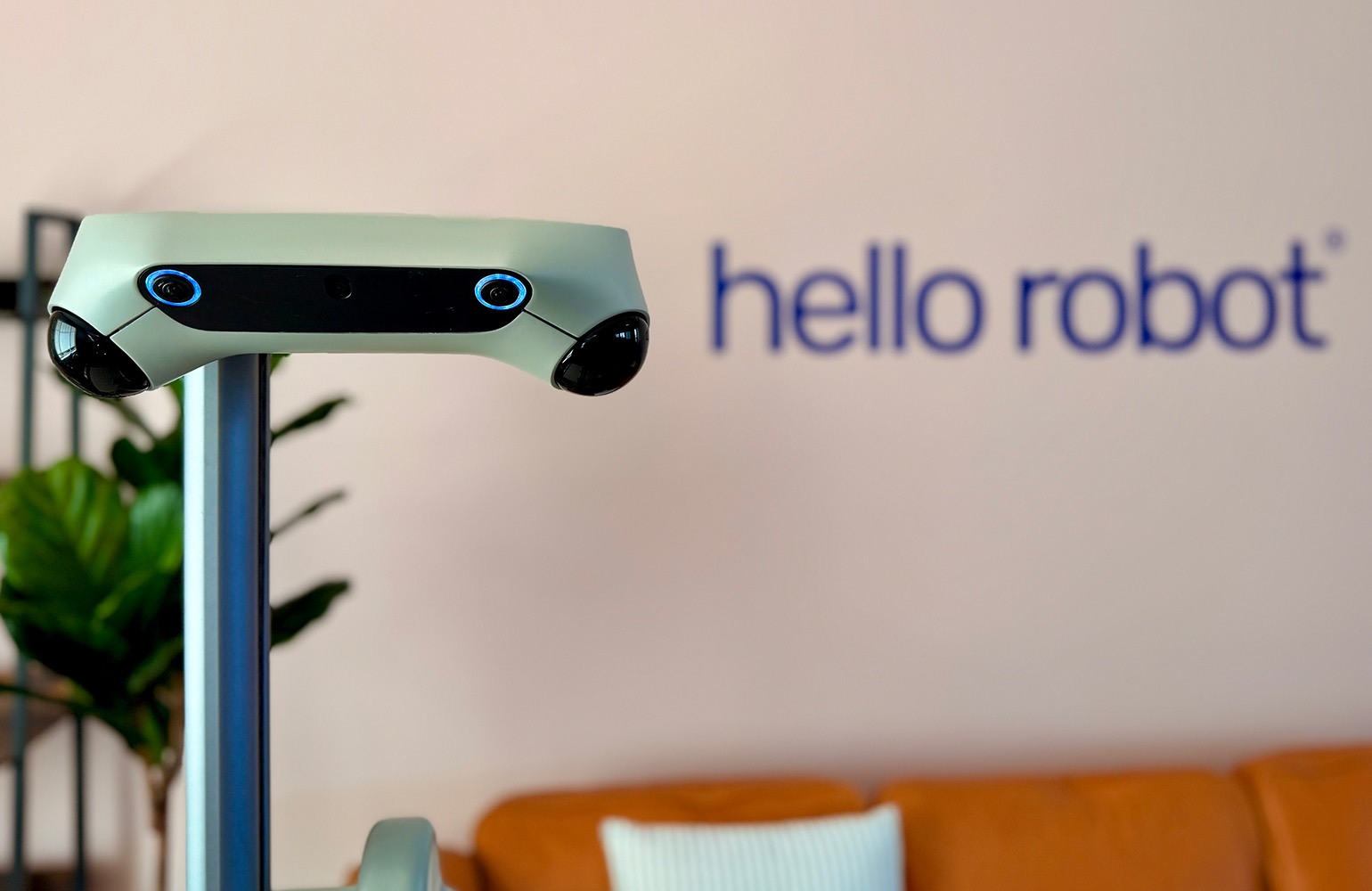Hello Robot 最新的 Stretch 4 比以前的版本更大、更快、更强
